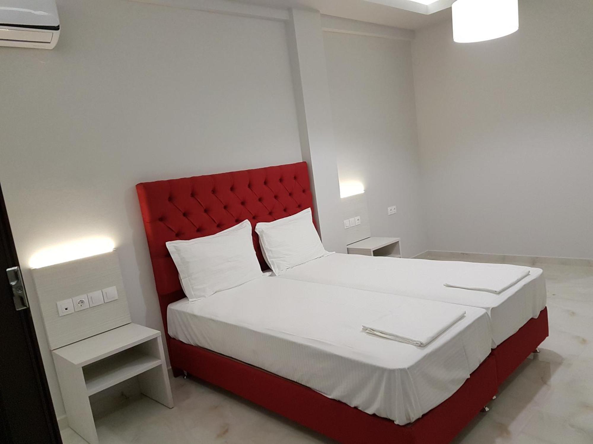 Enjoy Lichnos Bay Village, Camping, Hotel And Apartments Parga Exterior photo